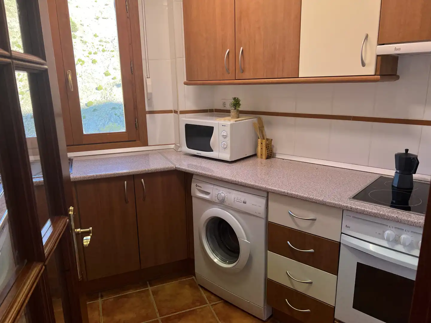 Flat for rent in Calle Cañizal, 9, Alcalá de la Selva Kitchen of Flat for rent in Alcalá de la Selva with Balcony