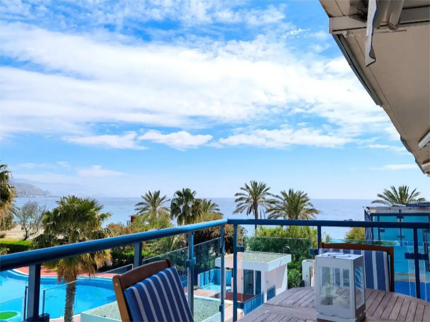 Apartament en venda a Calle Cambriles, 1, Castell de Ferro Terrassa de Apartament en venda en Gualchos amb Aire condicionat, Calefacció i Jardí privat