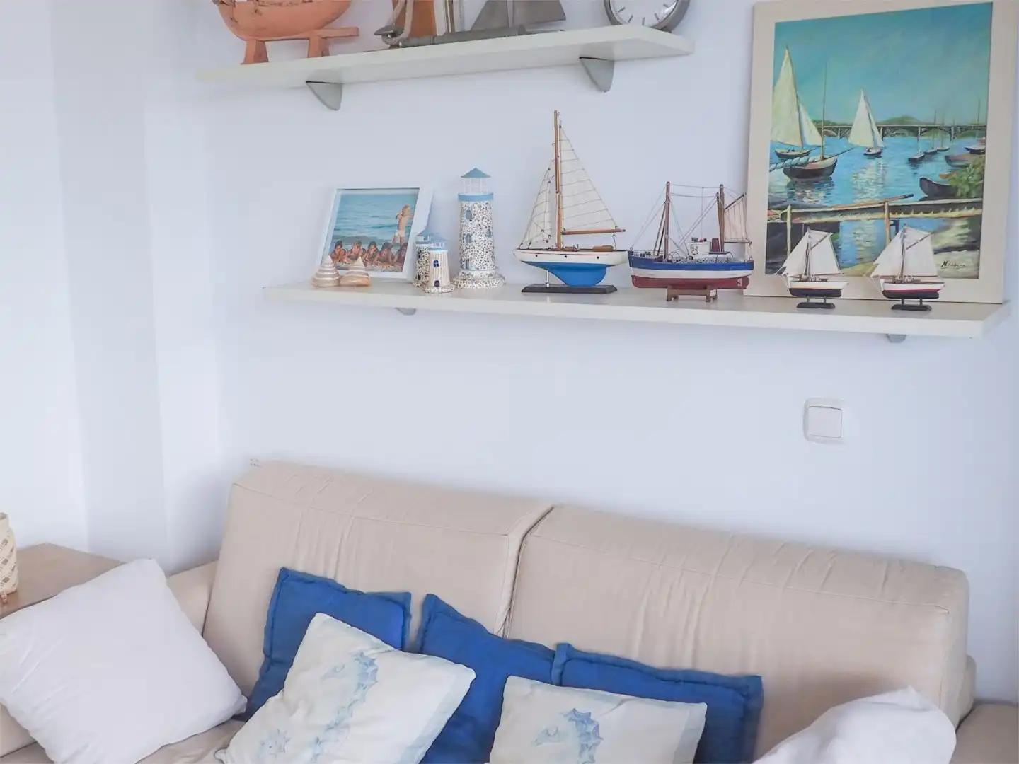 Apartament en venda a Calle Cambriles, 1, Castell de Ferro Sala d'estar de Apartament en venda en Gualchos amb Aire condicionat, Calefacció i Jardí privat