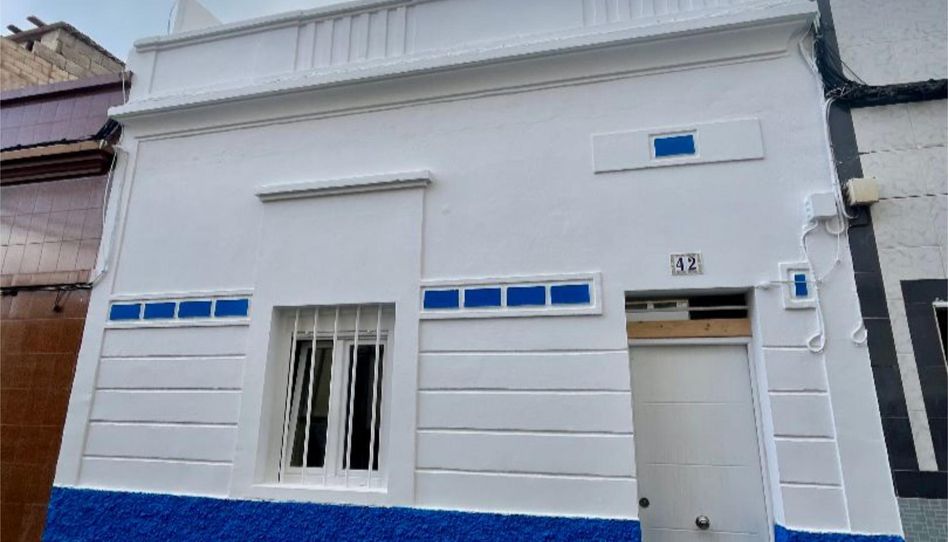 Foto 1 de Casa adosada en venda a Calle Alcorac, 42, Isleta, Las Palmas de Gran Canaria