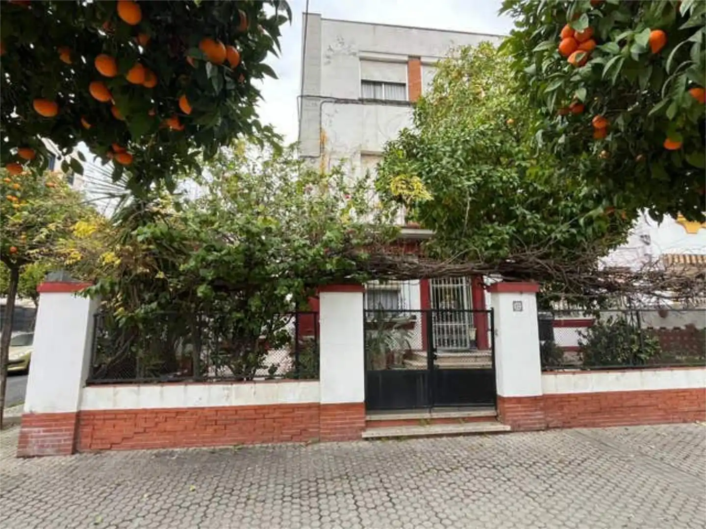 Houses for sale in San Pablo Exterior view of Houses for sale in Sevilla with Heating, Private garden and Storage room