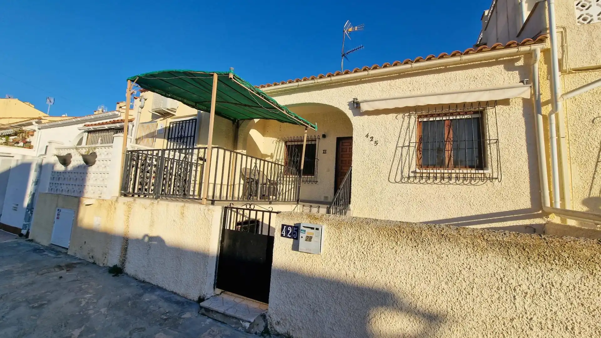 Einfamilien-Reihenhaus zur Miete in Calle Parque del Bidasoa, 425, San Fulgencio