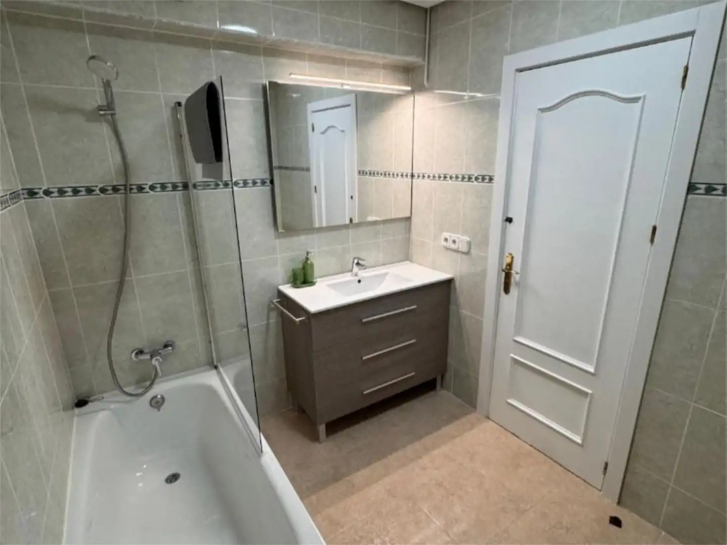Flat for rent in Calle del Médico Pascual Pérez, 30, Barrio del Centro Flat for rent in Calle del Médico Pascual Pérez, 30, Barrio del Centro