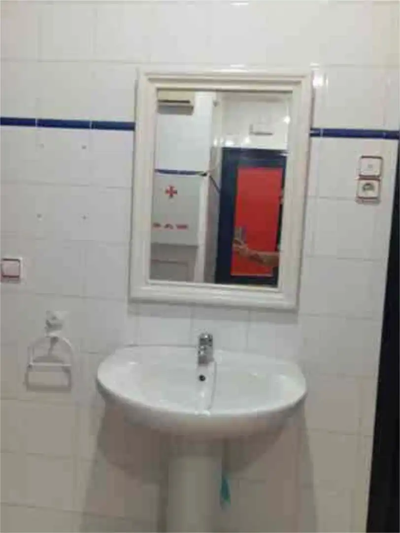 Baño de Local de alquiler en Zaragoza con Aire acondicionado