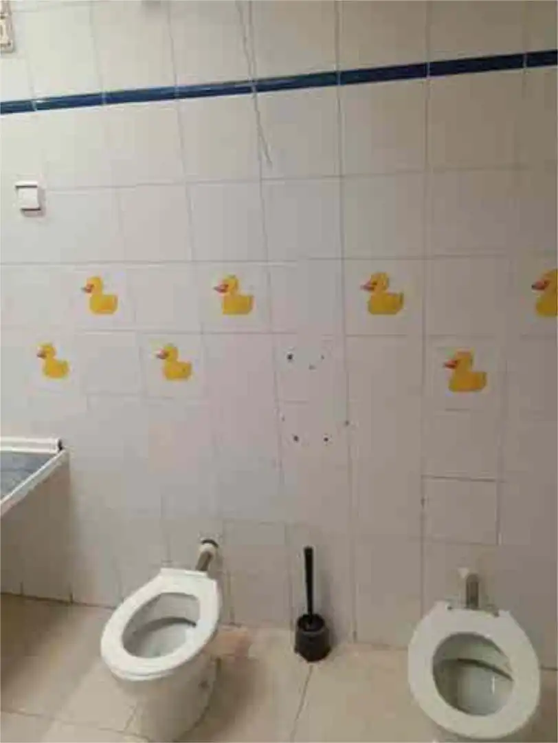 Baño de Local de alquiler en Zaragoza con Aire acondicionado