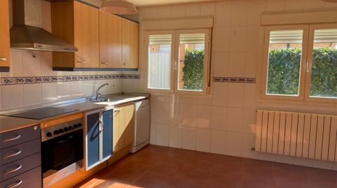 Casa o chalet de alquiler en Calle del Tomillo, 15, Hervencias Altas - El Pinar, Ávila Capital - imagen 4 Foto 4 de Casa o chalet de alquiler en Calle del Tomillo, 15, Hervencias Altas - El Pinar, Ávila Capital