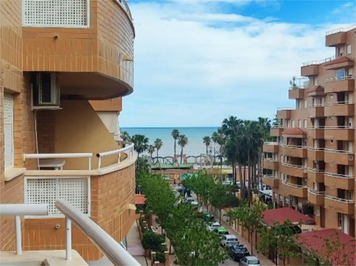 Vista exterior de Piso en venta en Oropesa del Mar / Orpesa con Aire acondicionado, Terraza y Piscina