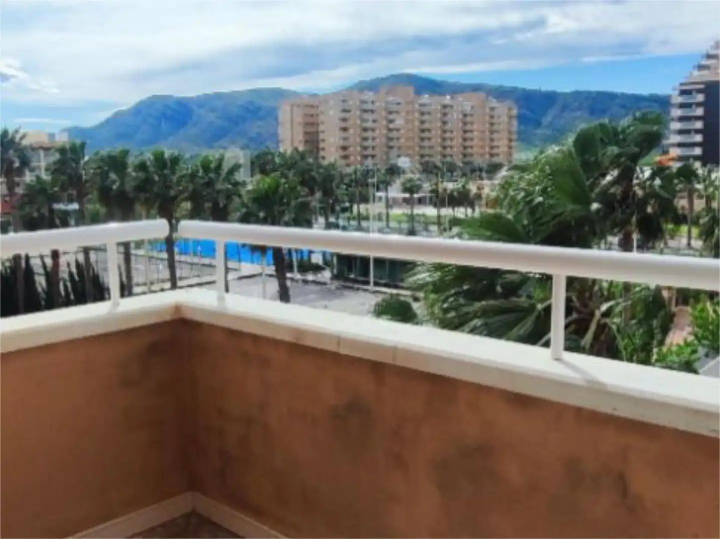 Vista exterior de Piso en venta en Oropesa del Mar / Orpesa con Aire acondicionado, Terraza y Piscina