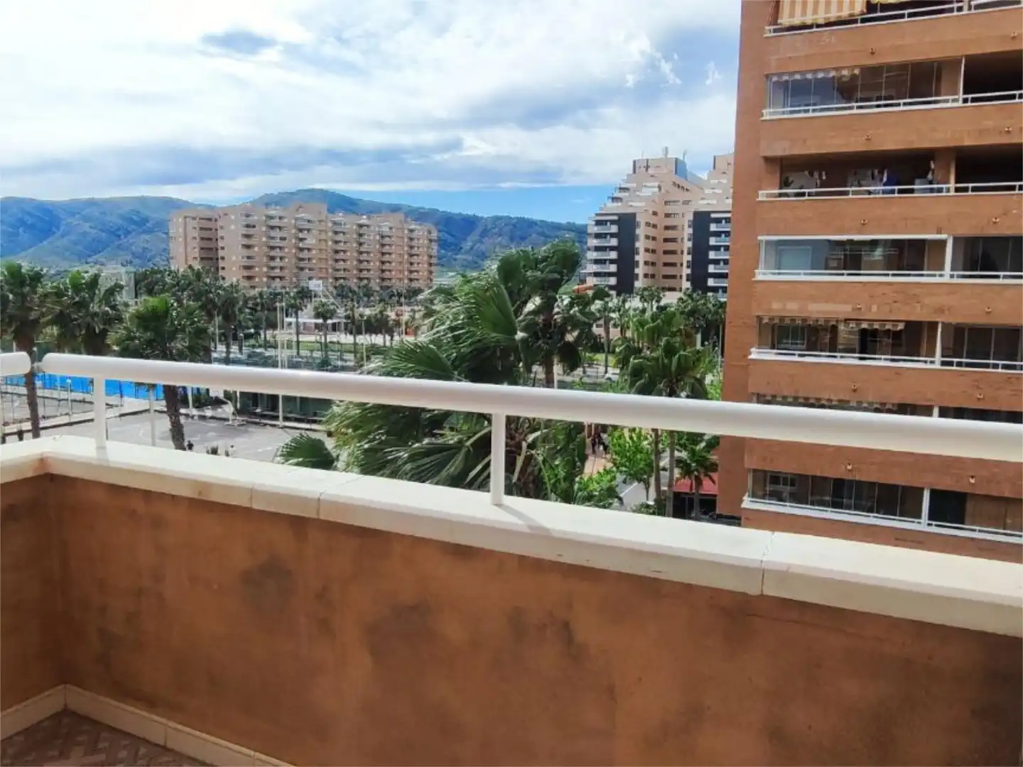 Vista exterior de Piso en venta en Oropesa del Mar / Orpesa con Aire acondicionado, Terraza y Piscina