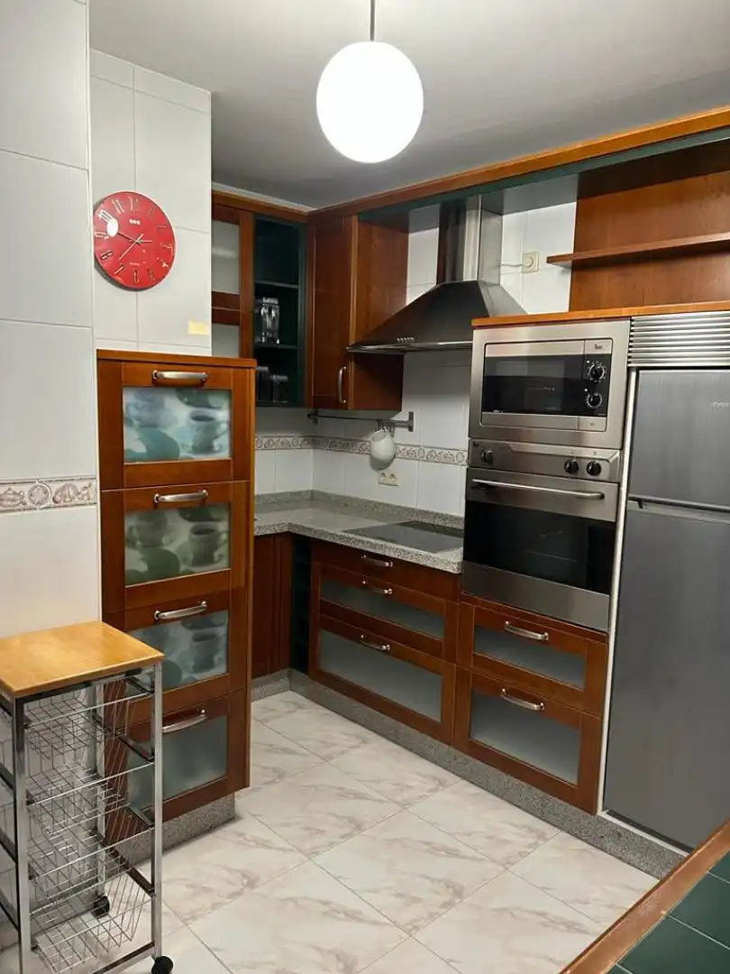 Cocina de Dúplex en venta en Padrón con Calefacción, Parquet y Trastero