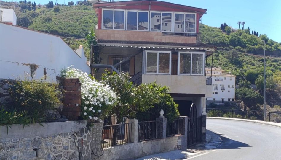 Photo 1 of Houses for sale in Avenida de Sayalonga, 17, Cómpeta, Málaga