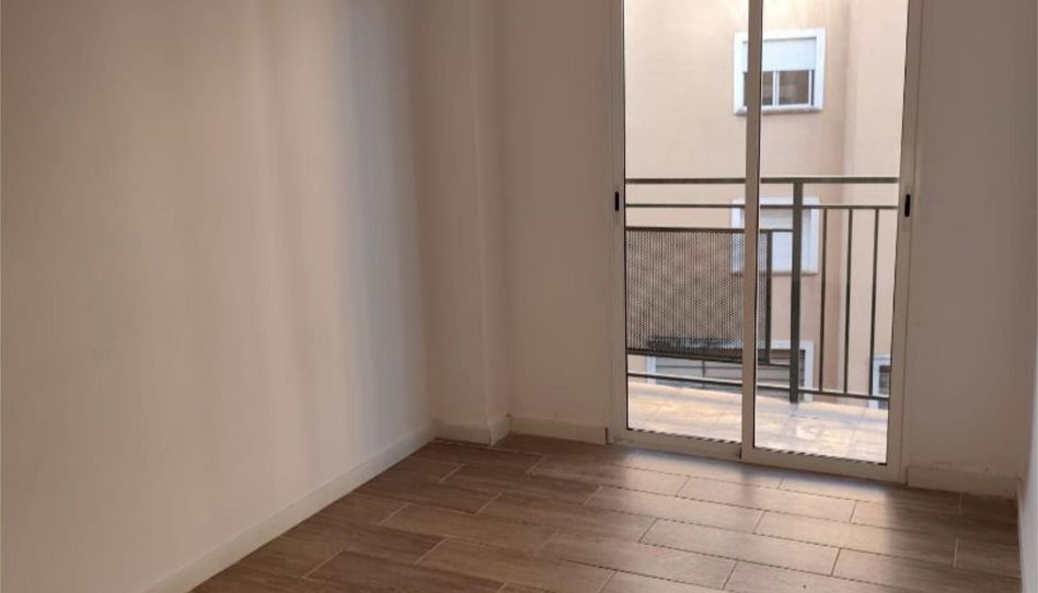 Piso de alquiler en Carrer de la Mare de Déu de Montiel, 19, El Alborgí, Paterna - imagen 1 Foto 1 de Piso de alquiler en Carrer de la Mare de Déu de Montiel, 19, El Alborgí, Paterna