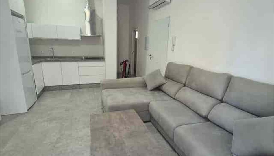 Foto 1 de Piso de alquiler en Los Palacios y Villafranca, Sevilla