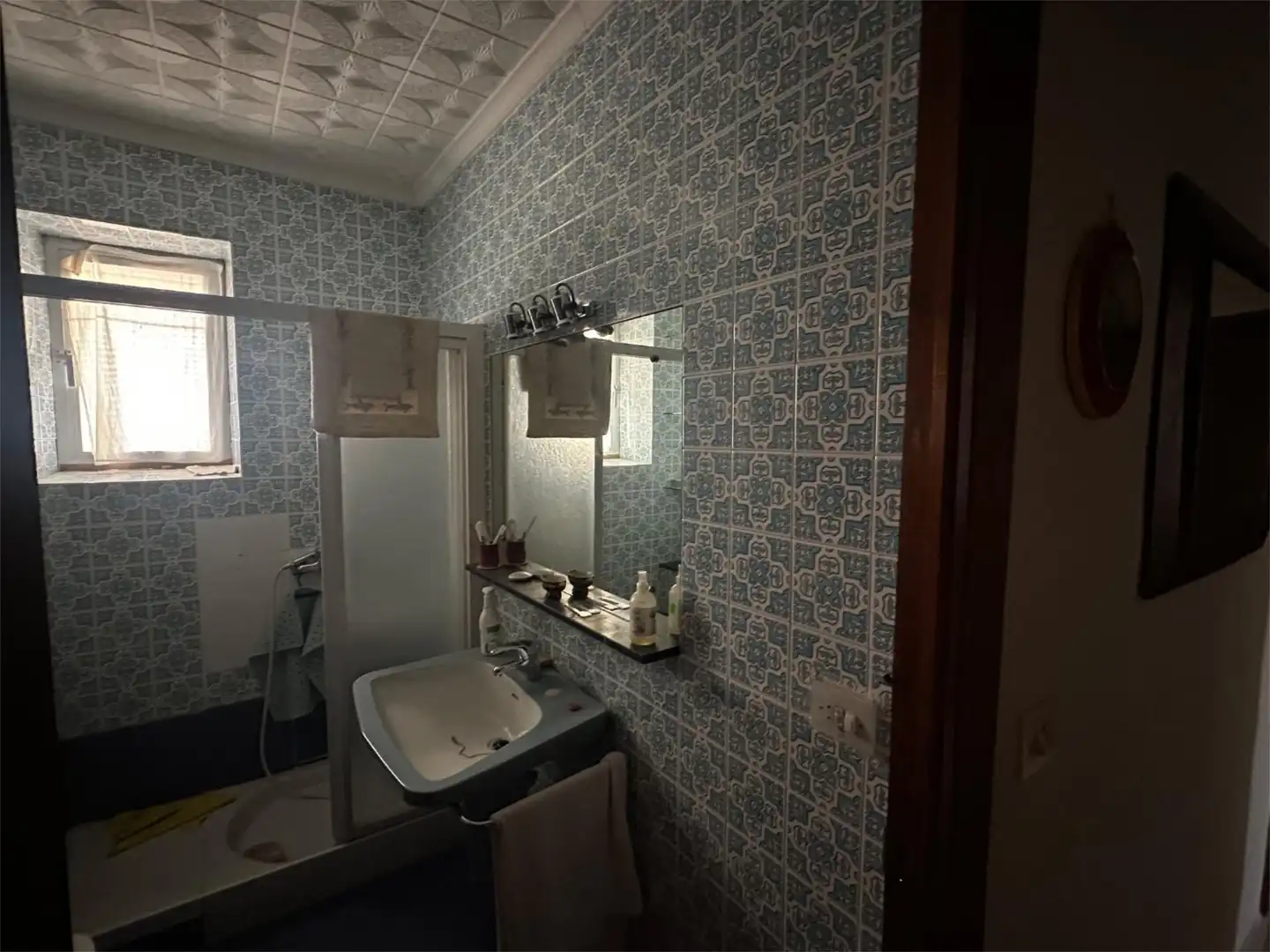 Flat for sale in Calle Sagasta, 14, Úbeda Bathroom of Flat for sale in Úbeda with Terrace, Storage room and Balcony