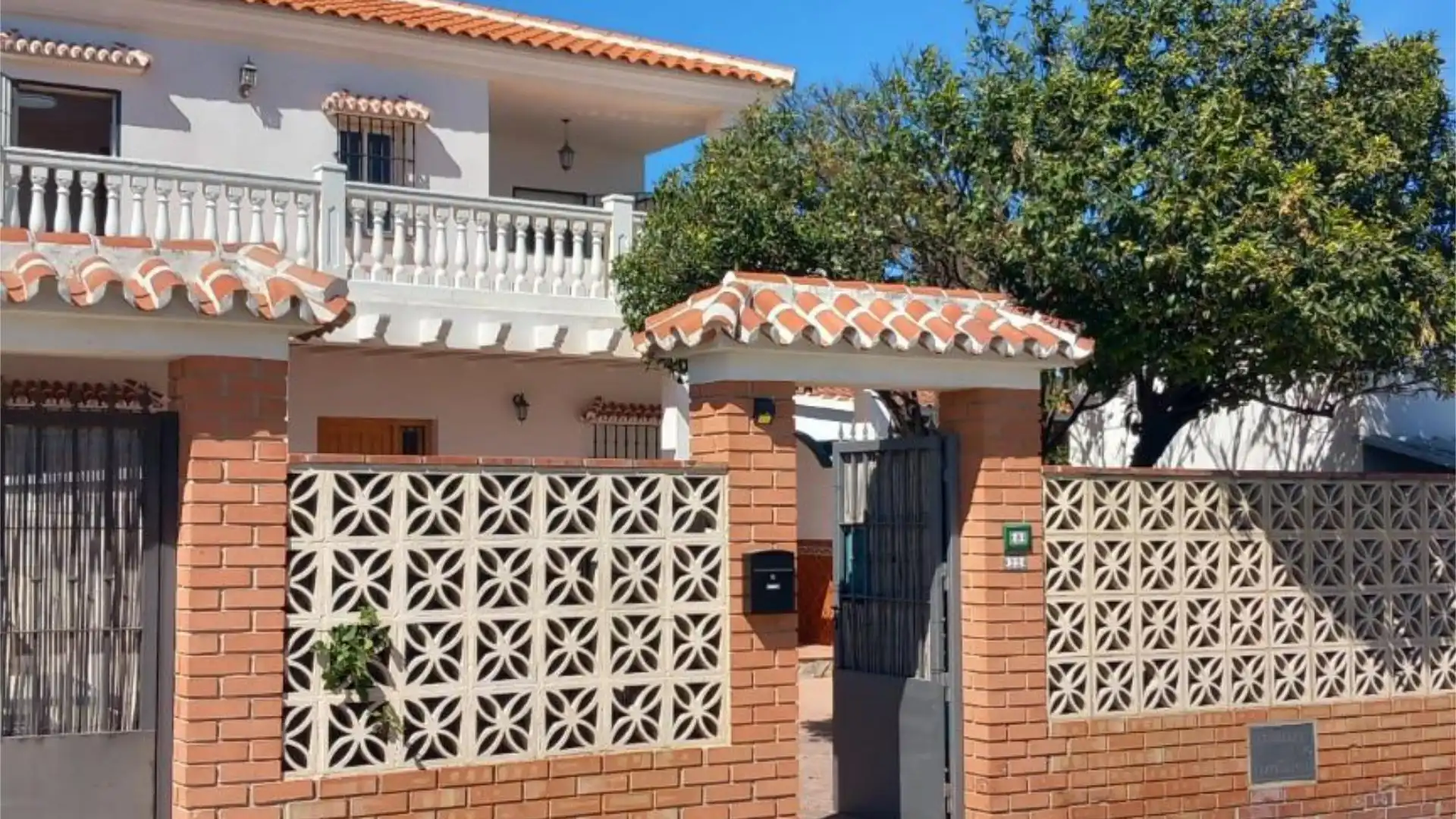 Flat for rent in Calle Aguamarina, 8, Benajarafe