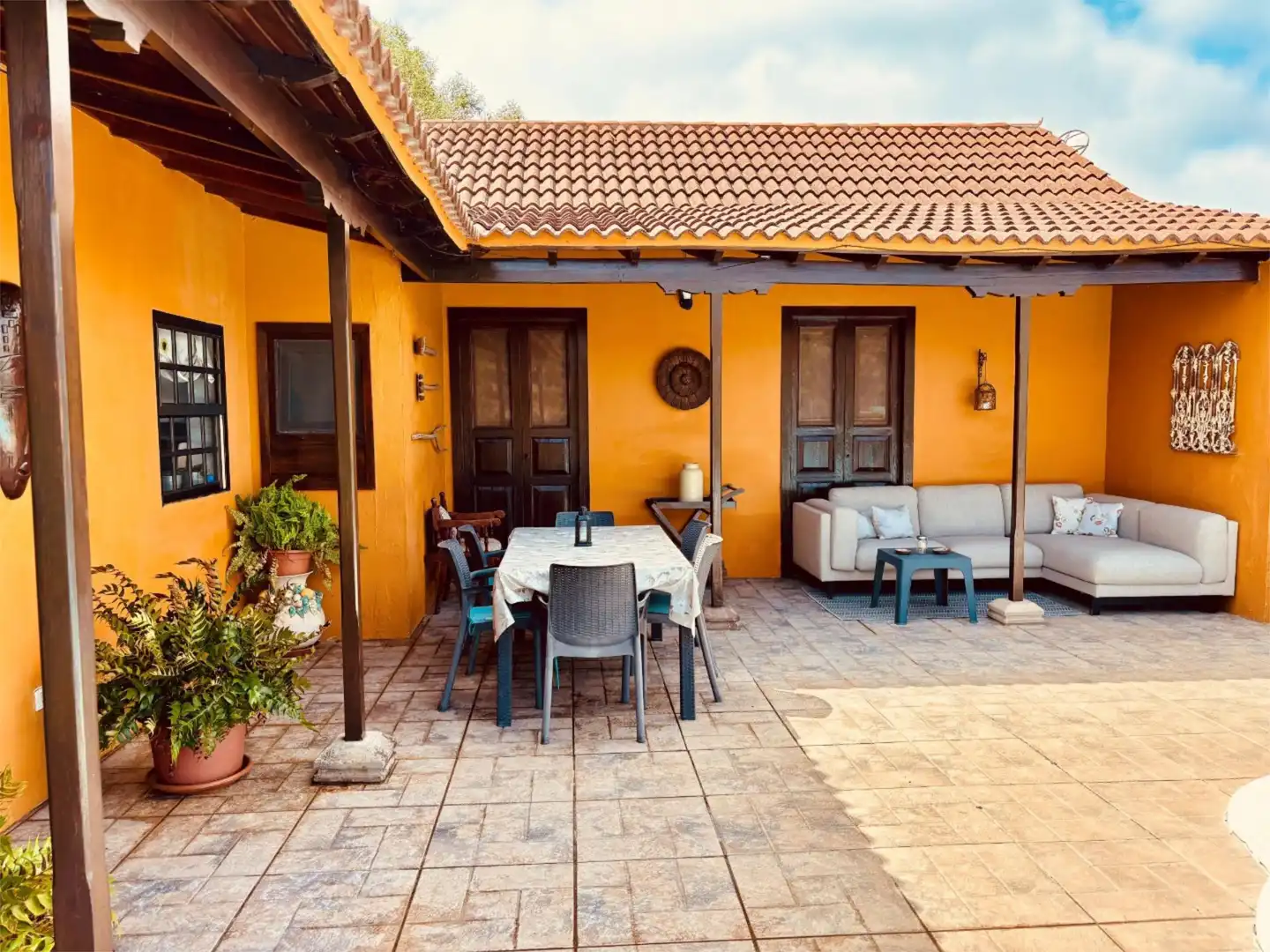 Piso en venta en Lugar Pinar de Ojeda, 24, San José del Álamo - El Hornillo Terraza de Piso en venta en Teror con Calefacción, Jardín privado y Terraza