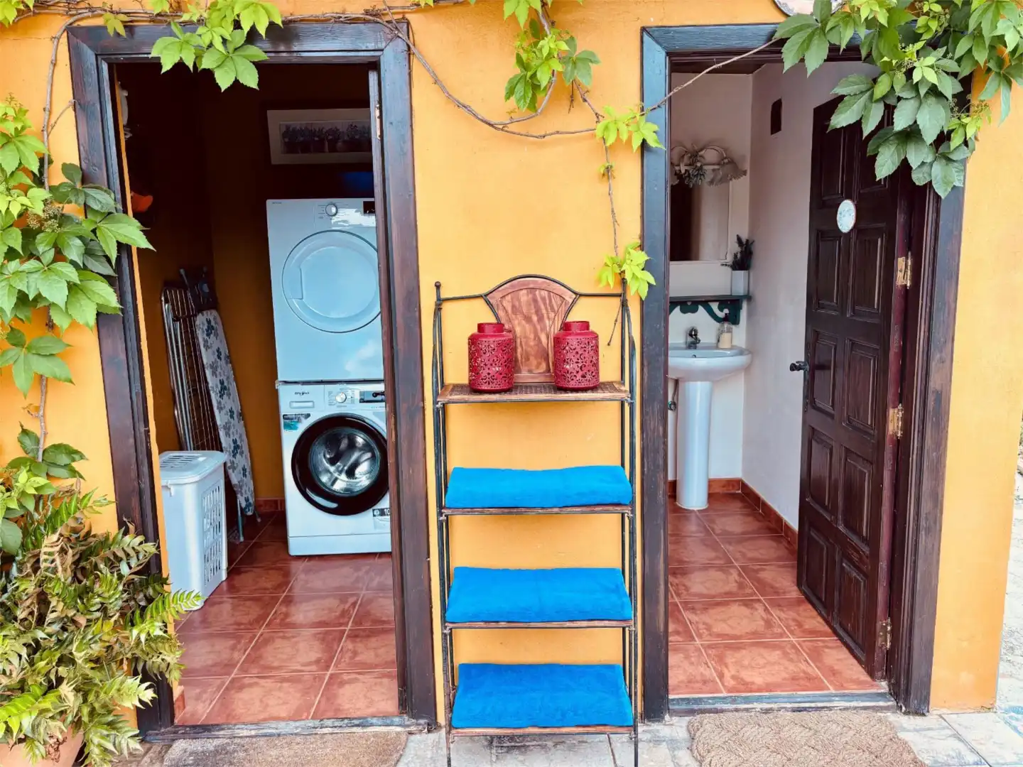 Piso en venta en Lugar Pinar de Ojeda, 24, San José del Álamo - El Hornillo Terraza de Piso en venta en Teror con Calefacción, Jardín privado y Terraza