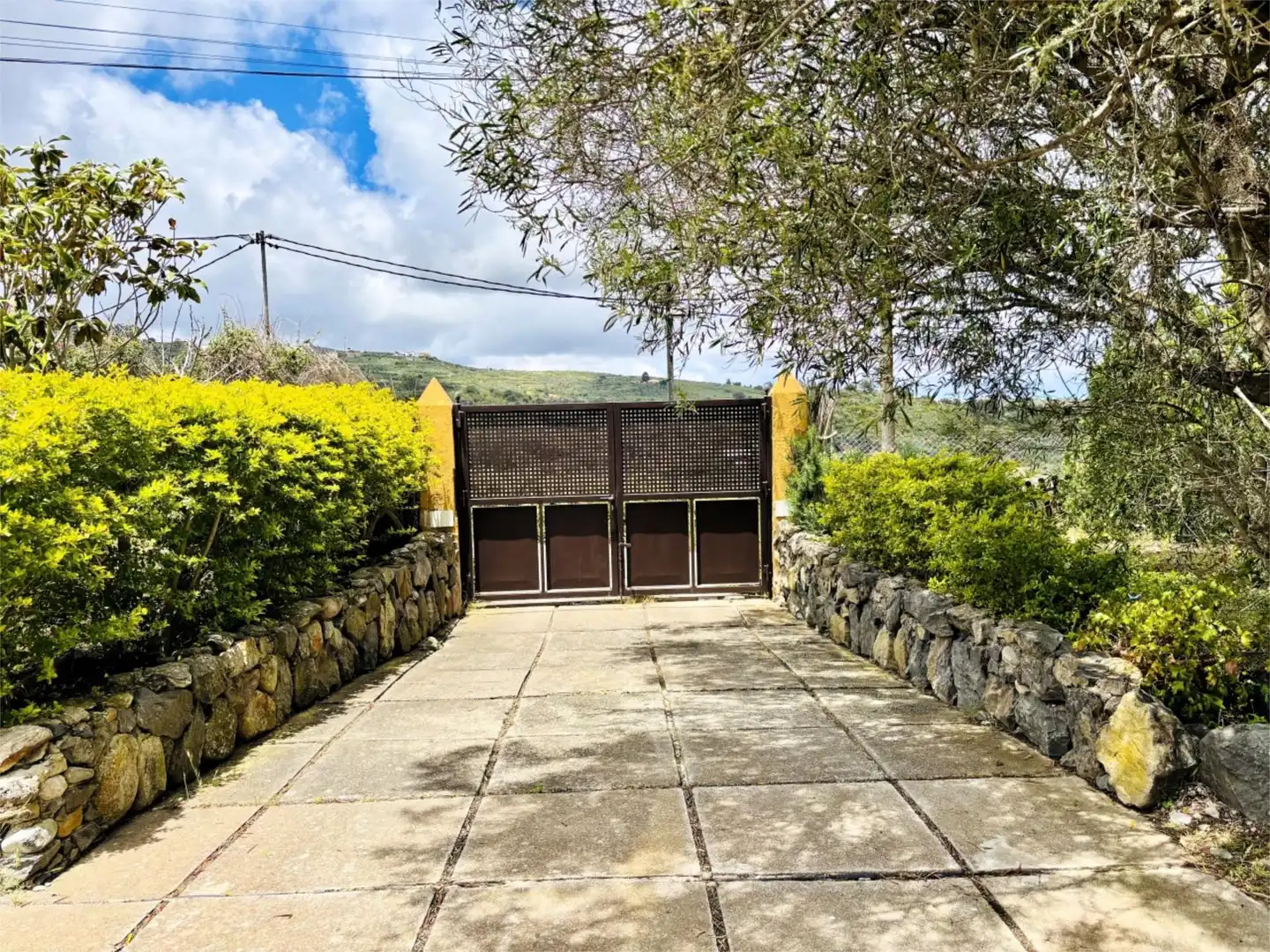 Piso en venta en Lugar Pinar de Ojeda, 24, San José del Álamo - El Hornillo Vista exterior de Piso en venta en Teror con Calefacción, Jardín privado y Terraza