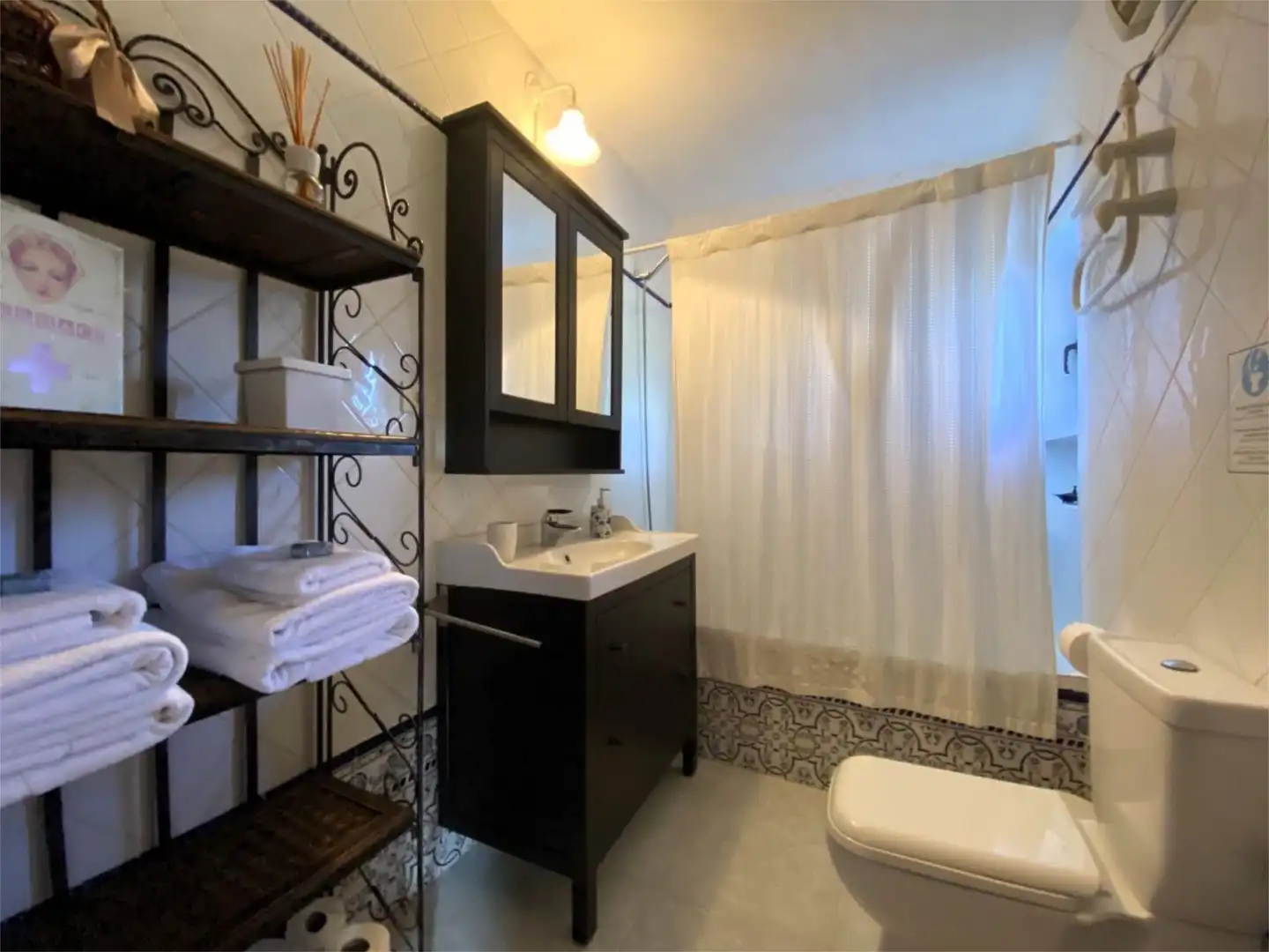 Piso en venta en Lugar Pinar de Ojeda, 24, San José del Álamo - El Hornillo Baño de Piso en venta en Teror con Calefacción, Jardín privado y Terraza