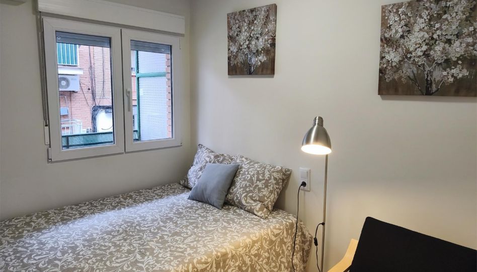 Photo 1 of Room in Calle de Gonzalo de Berceo, 97, Pueblo Nuevo, Madrid Capital