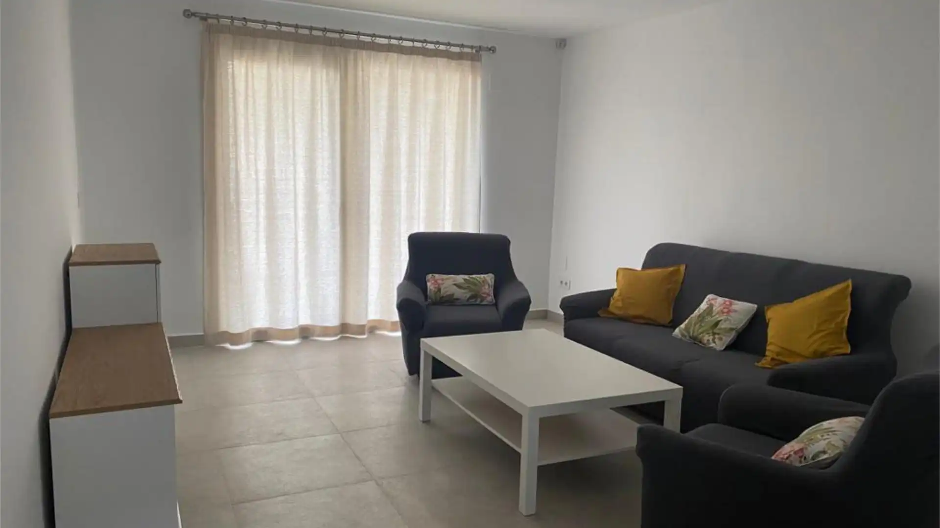 Pis de lloguer a Calle Publio Carisio, 29, Centro