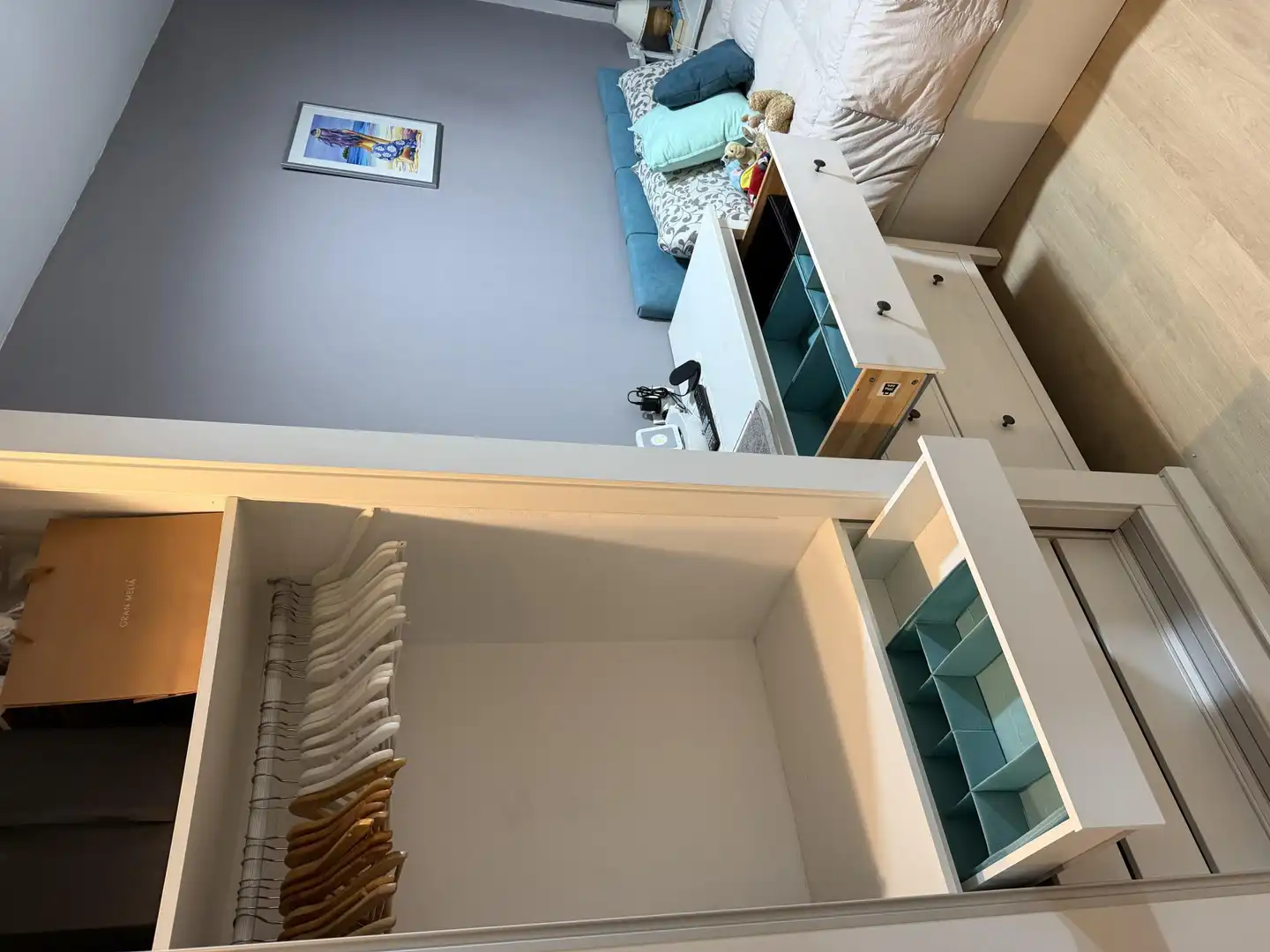 Room in Avenida Pintor Pérez Gil, 38, Alicante Golf Bedroom of Ground floor for share in Alicante / Alacant with Air Conditioner, Heating and Private garden
