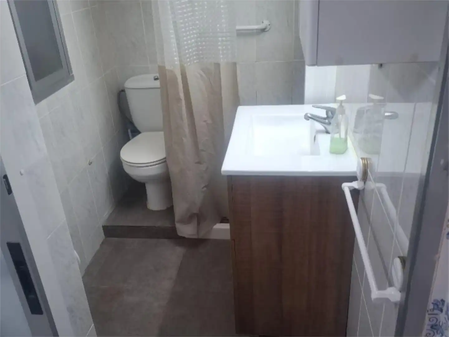 Bathroom of Detached homes for sale in Villar del Arzobispo  with Terrace