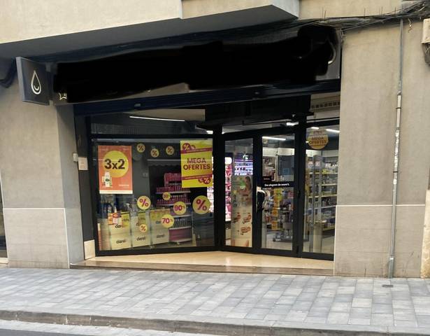 Local comercial en Alquiler en Carrer Lluís Pascual Roca, 33 en Centre