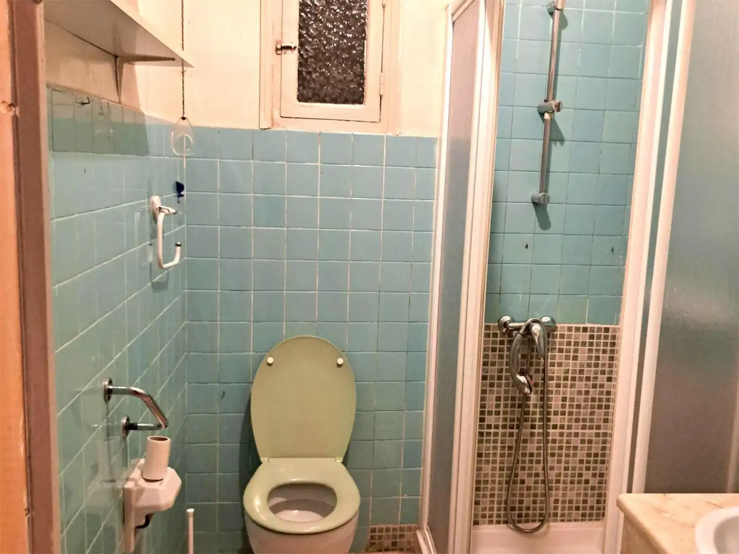 Wohnung zum Verkauf in Calle de las Peñuelas, 58, Acacias Badezimmer von Wohnung zum Verkauf in Madrid Capital mit Terrasse und Balkon