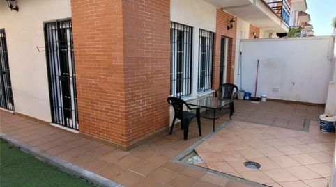 Casa adosada en venta en Corrales, Aljaraque - imagen 2 Foto 2 de Casa adosada en venta en Corrales, Aljaraque