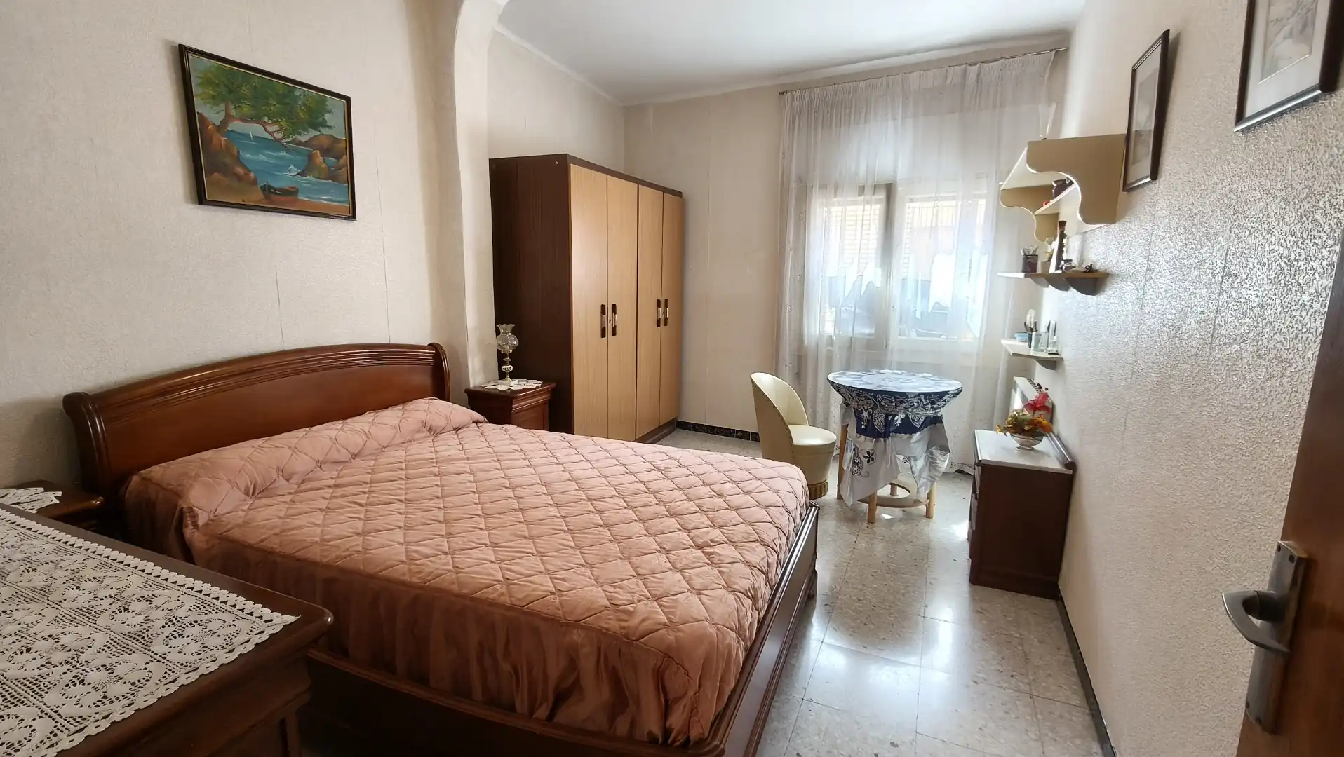 Habitación de Piso en venta en Rincón de Soto con Calefacción y Amueblado