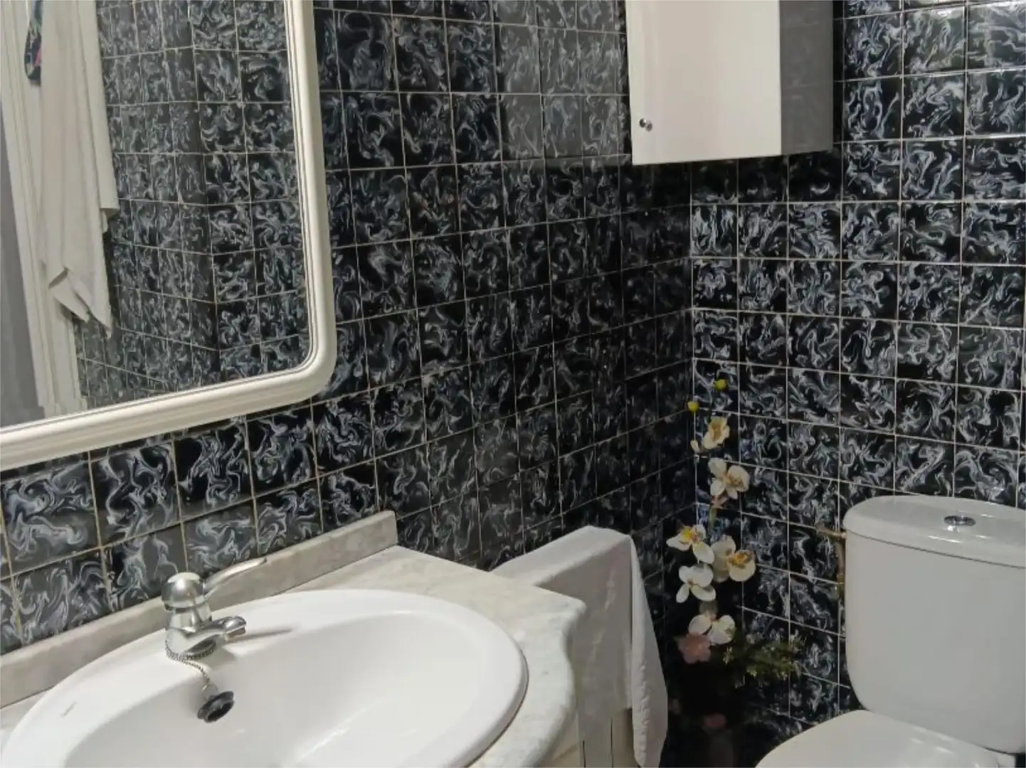 Baño de Piso en venta en Usansolo con Terraza y Balcón