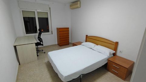 Foto 3 de Habitación en Carrer de Sant Antoni Maria Claret, 8, Llevant, Reus