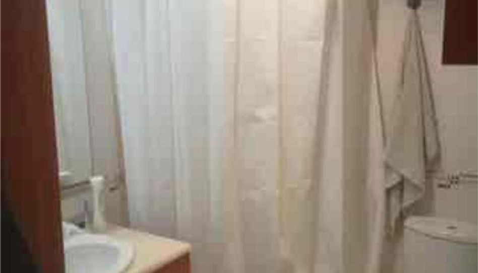 Room in Piscinas, Burriana / Borriana - image 1 Photo 1 of Room in Piscinas, Burriana / Borriana