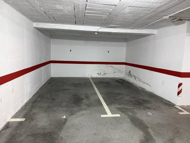 Garaje en Alquiler en Calle de Talavera, 3 en Hispanoamérica - Bernabéu