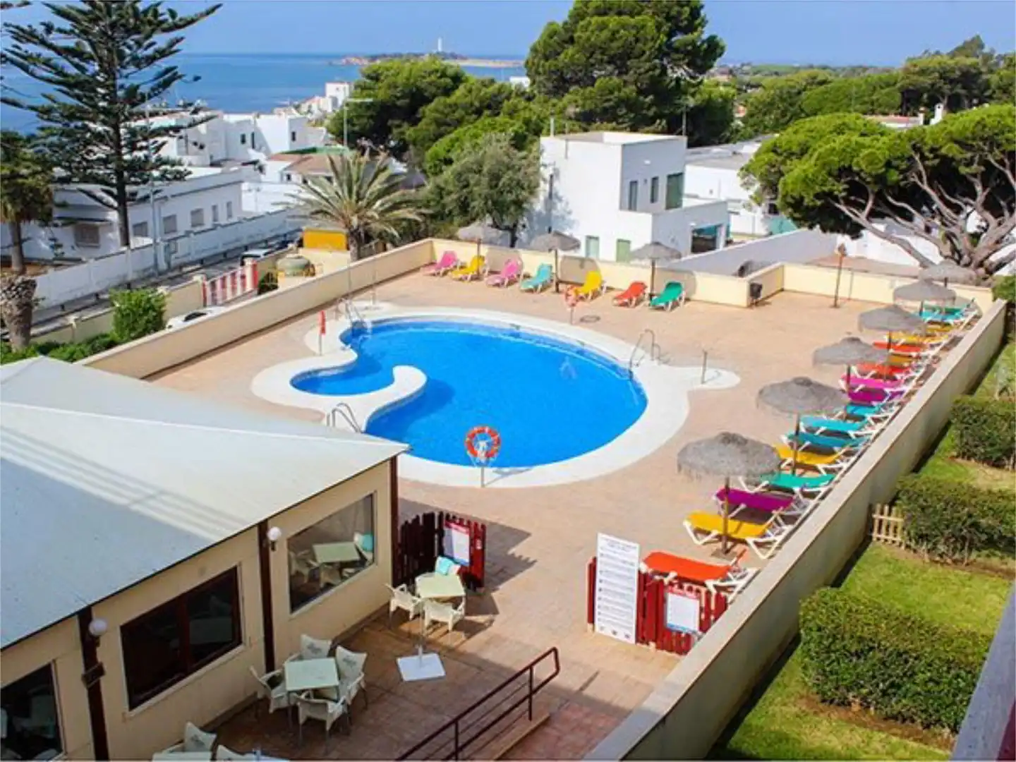 Wohnung zum Verkauf in Avenida de la Mar, 1, Los Caños de Meca Schwimmbecken von Wohnung zum Verkauf in Barbate mit Klimaanlage, Heizung und Privatgarten