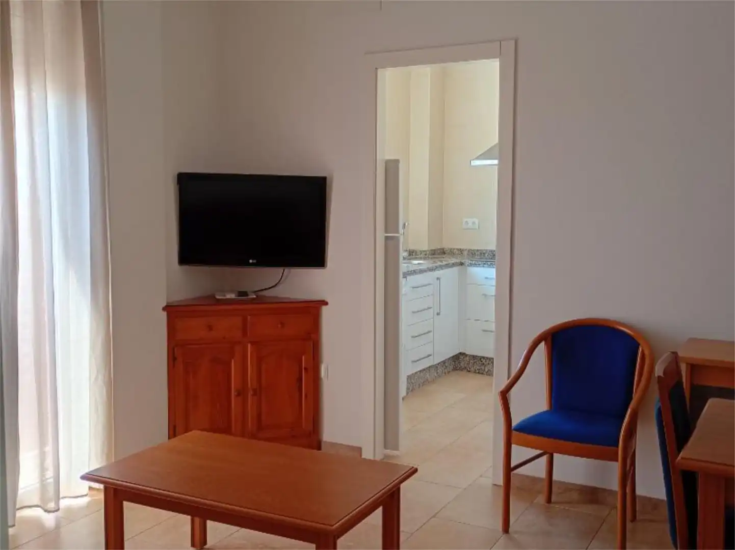 Living room of Apartments for rent in Dos Hermanas  with Air Conditioner, Heating and Furnished