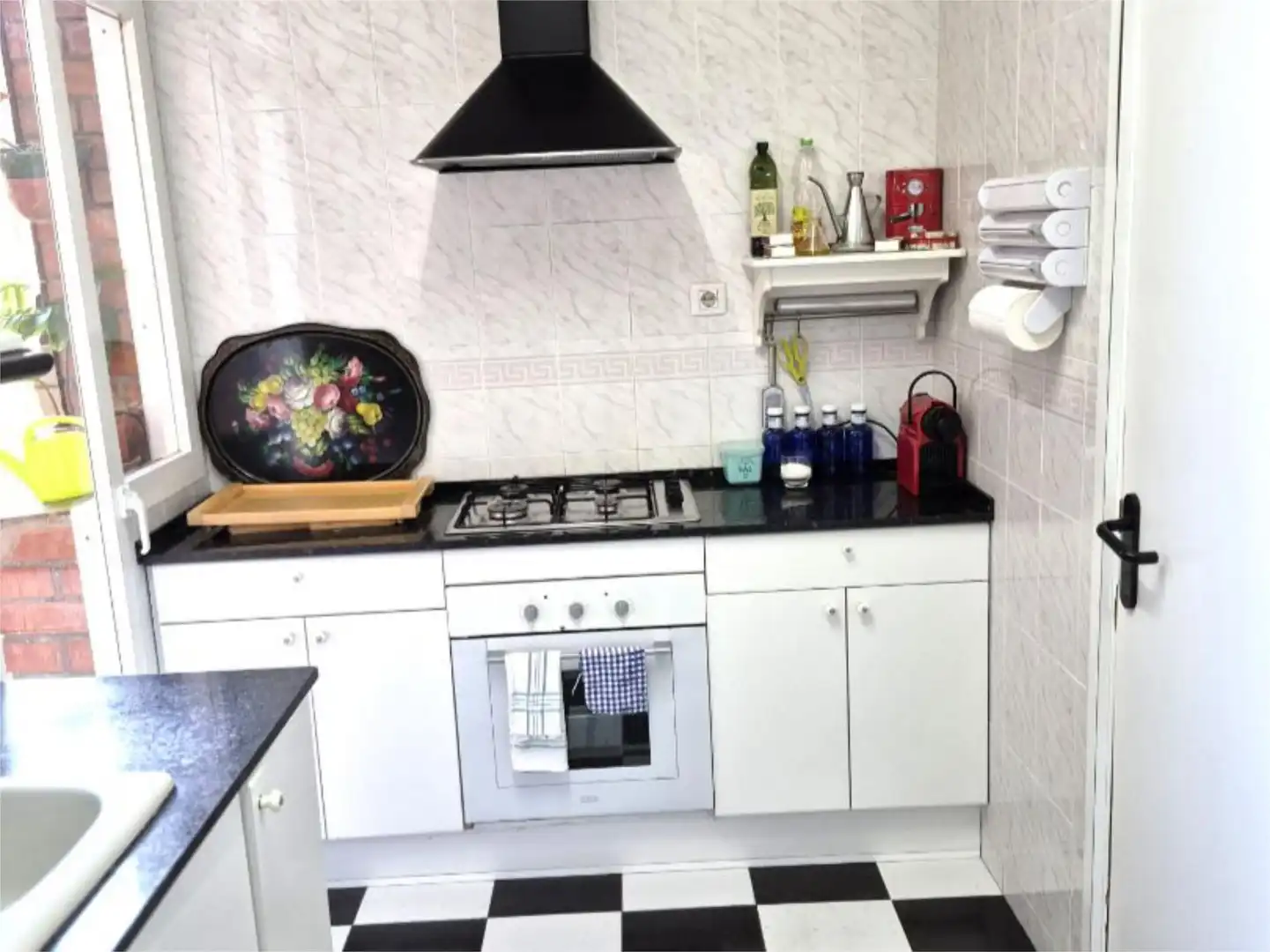 Küche von Wohnung zum Verkauf in  Barcelona Capital mit Klimaanlage und Balkon