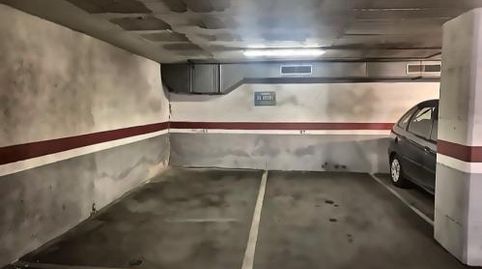 Foto 2 de Garaje de alquiler en Carrer del Torrent D'en Grau, 40, Puigfred, Badalona