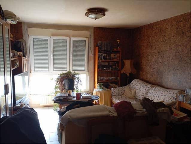 Piso en Venta en Parres