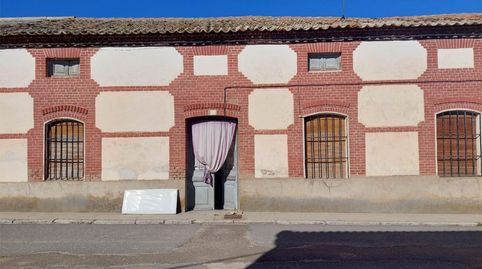 Foto 2 de Casa adosada en venda a Calle Larga, 9, Llano de Olmedo, Valladolid