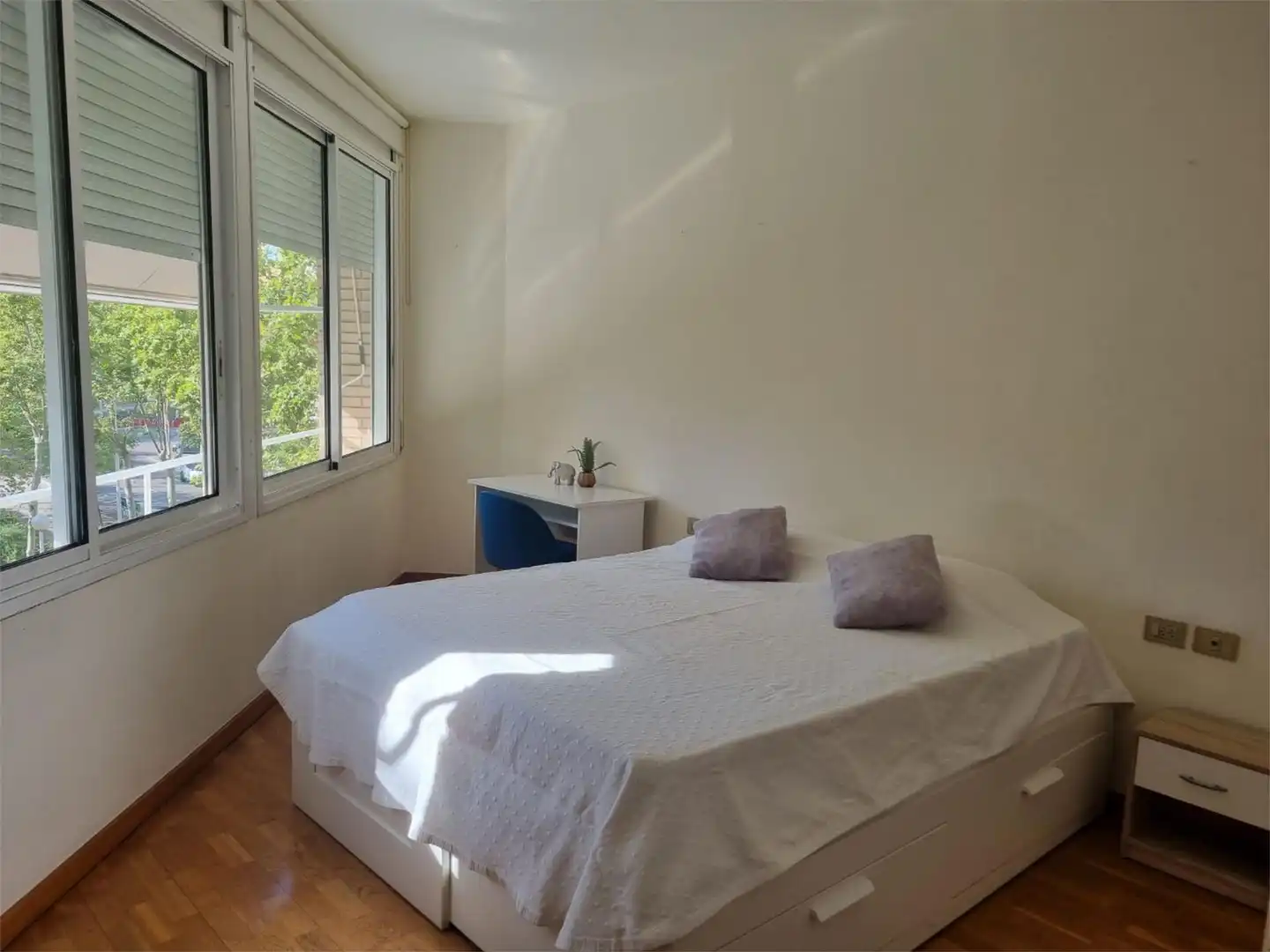 Zimmer in Carrer del Doctor Trueta, 33, La Vila Olímpica del Poblenou Schlafzimmer von Wohnung zur untervermieten in Barcelona mit Klimaanlage, Heizung und Möbliert