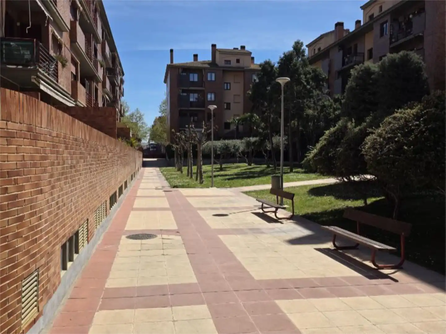 Flat for sale in Calle de Aldebarán, Valdefierro Exterior view of Flat for sale in Zaragoza with Air Conditioner, Heating and Terrace