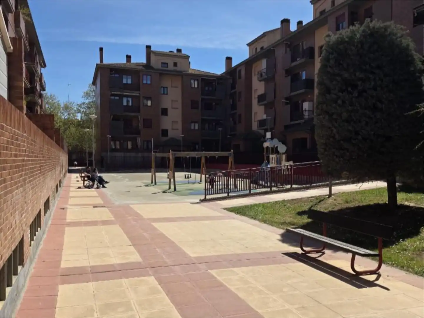 Flat for sale in Calle de Aldebarán, Valdefierro Parking of Flat for sale in Zaragoza with Air Conditioner, Heating and Terrace