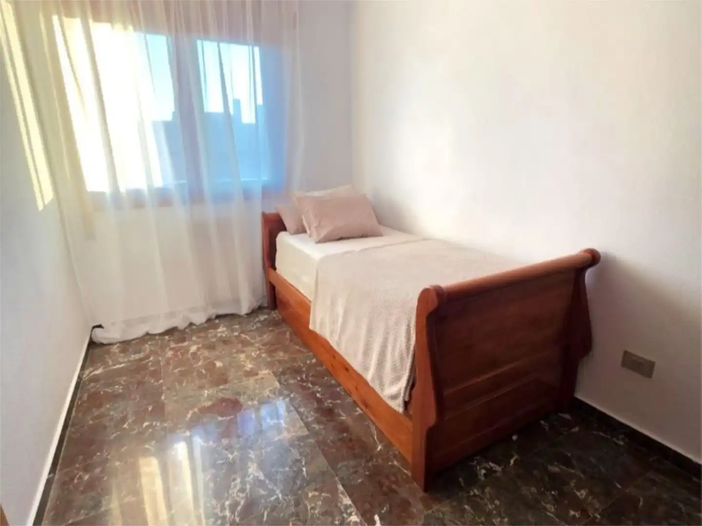 Flat for sale in Calle de Aldebarán, Valdefierro Bedroom of Flat for sale in Zaragoza with Air Conditioner, Heating and Terrace
