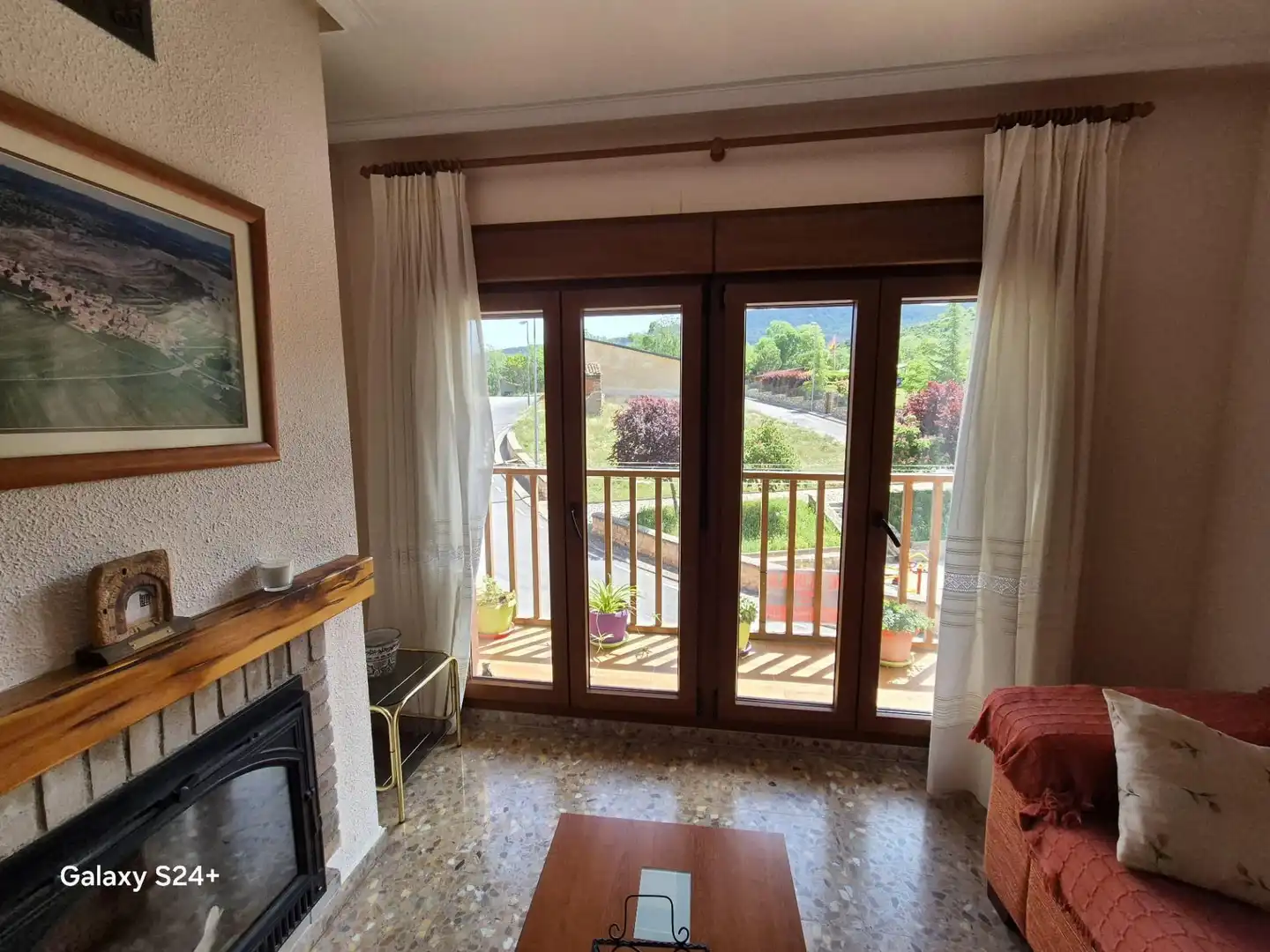 Flat for rent in Carretera Valencia, 21, Camarena de la Sierra Living room of Flat for rent in Camarena de la Sierra with Furnished and Community parking