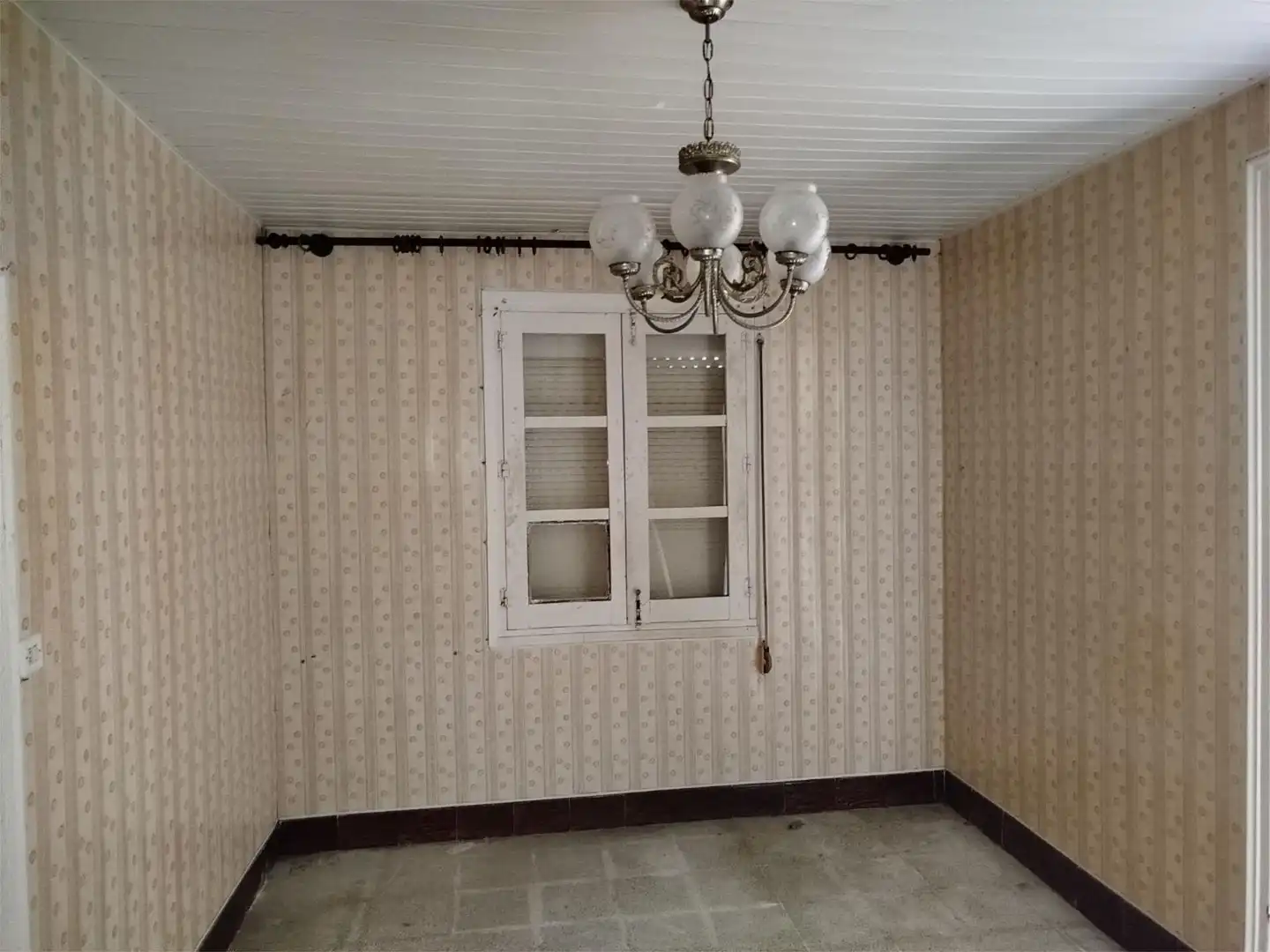 Casa adosada en venda a Rúa José María González Río, 10, Burela Menjador de Casa adosada en venda en Burela