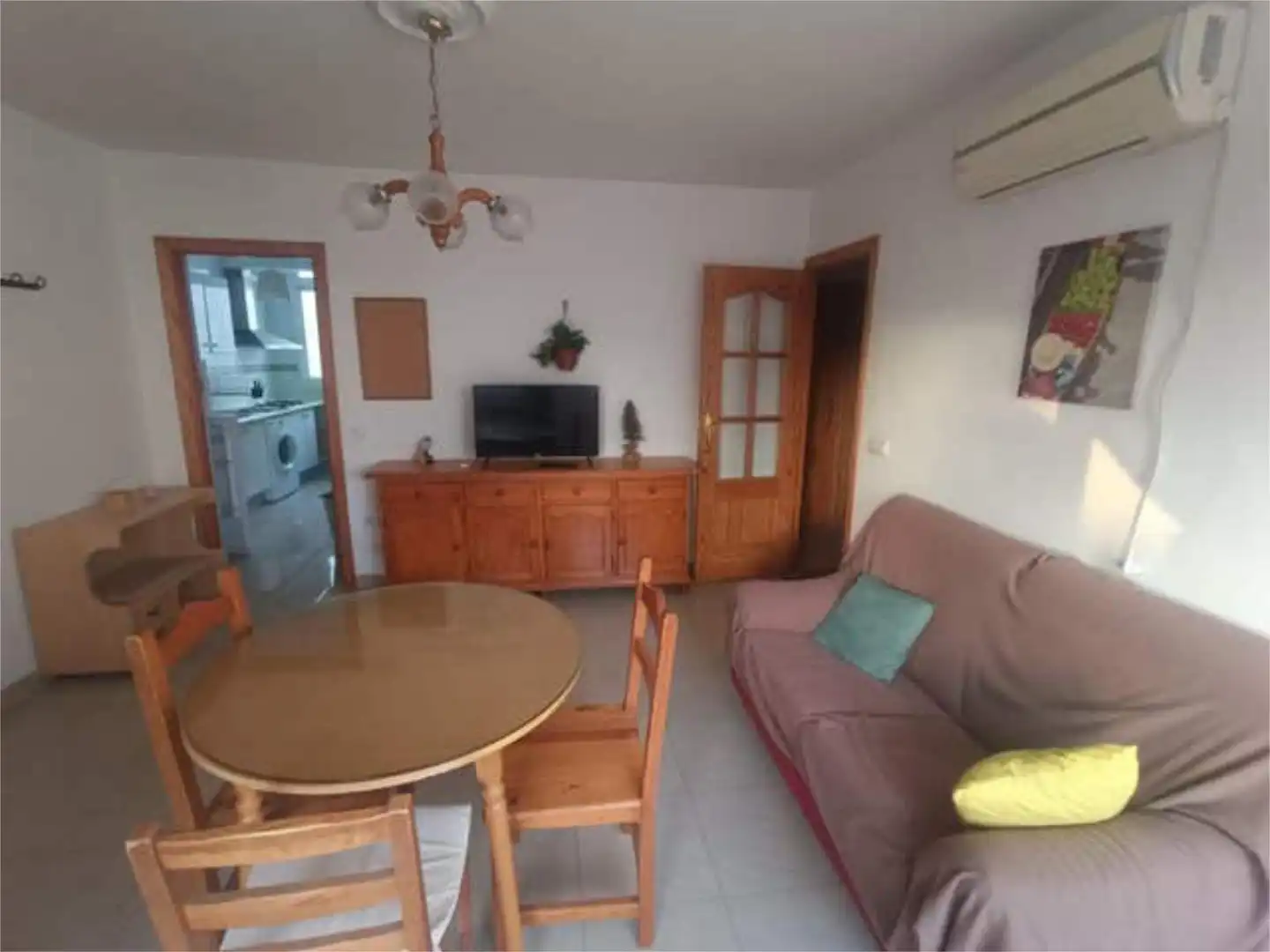 Pis de lloguer a San Carlos - San José Sala d'estar de Pis de lloguer en Sevilla Capital amb Moblat