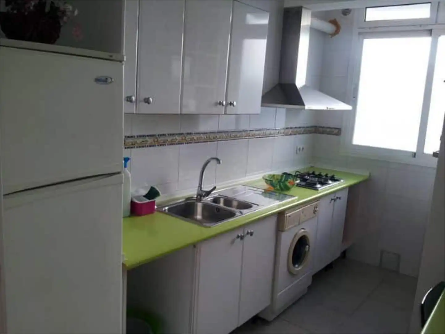 Piso de alquiler en San Carlos - San José Cocina de Piso de alquiler en Sevilla con Amueblado