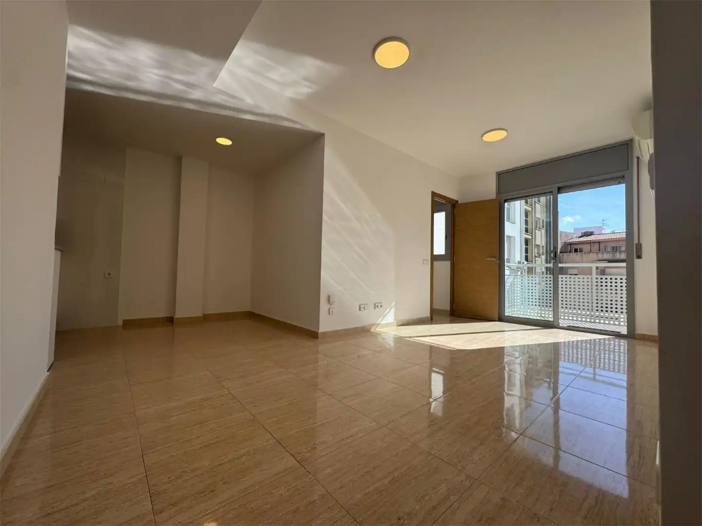 Living room of Flat for rent in Sant Pere de Ribes  with Air Conditioner, Heating and Balcony